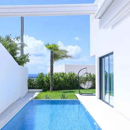 ヴィラ Palmera Prive *
