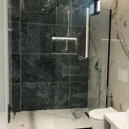 Palmera Prive Villa Saranda