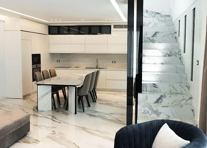 Palmera Prive Sarandë